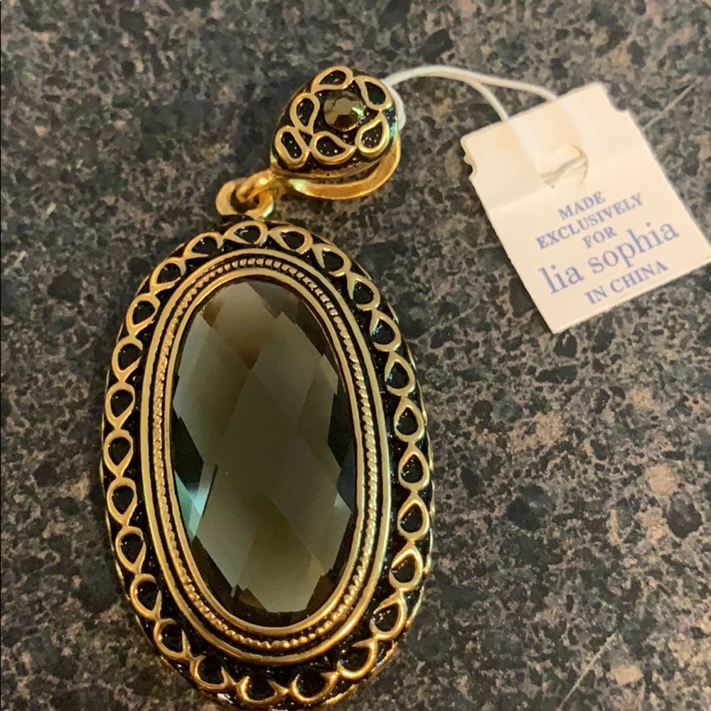 Lia Sophia gold tone pendant